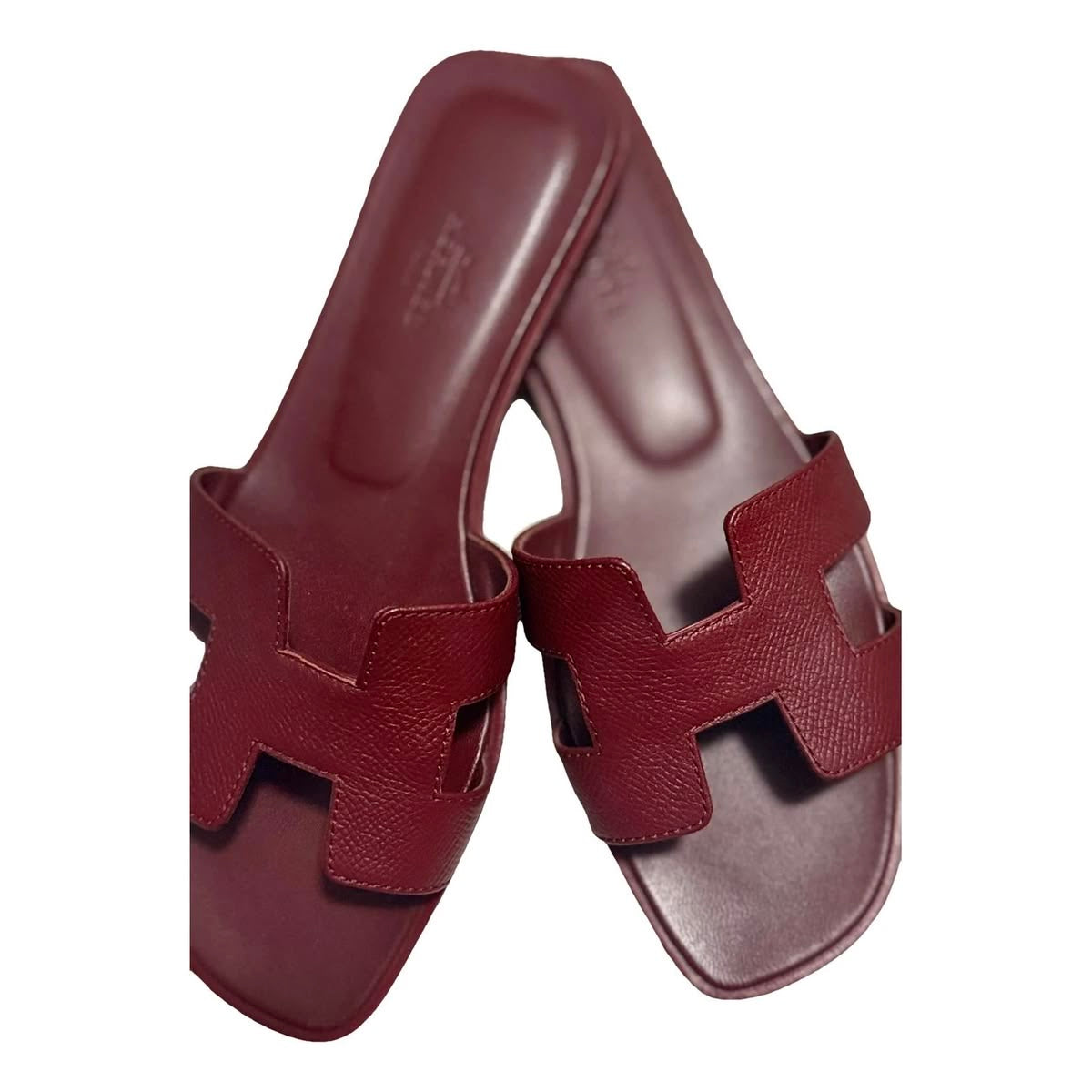 Hermès Pink Leather Oran Sandals